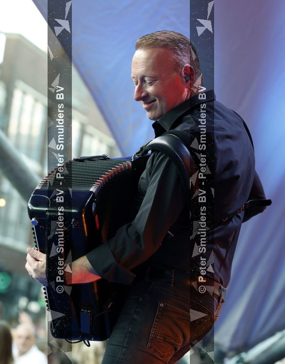 Zwolle 8 juli 2026
Muziekfeest op het Plein. Manfred Jongenelis