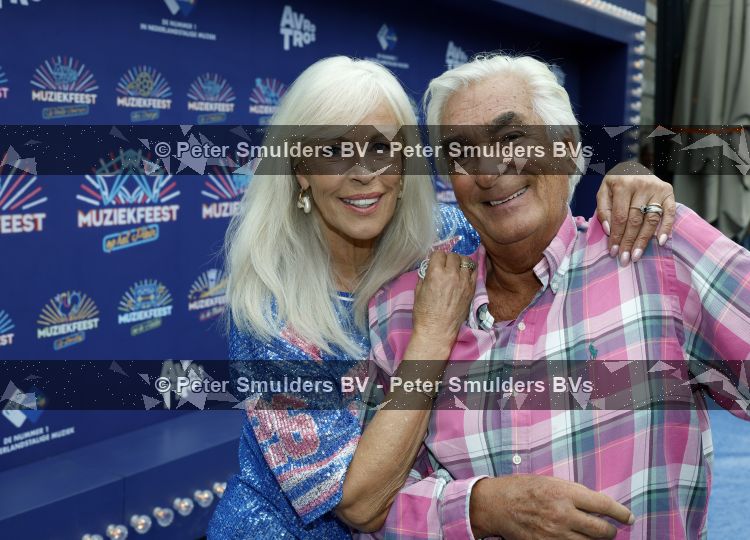 Zwolle 8 juli 2026
Muziekfeest op het Plein. Babe met Marga Bult en partner Ludo Voeten