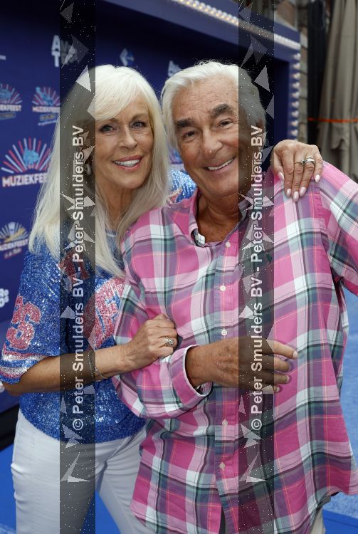 Zwolle 8 juli 2026
Muziekfeest op het Plein. Babe met Marga Bult en partner Ludo Voeten