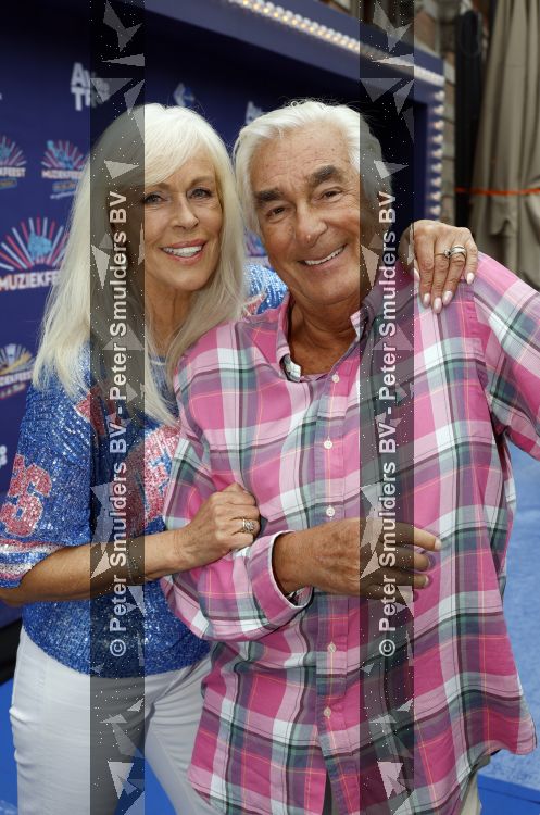 Zwolle 8 juli 2026
Muziekfeest op het Plein. Babe met Marga Bult en partner Ludo Voeten