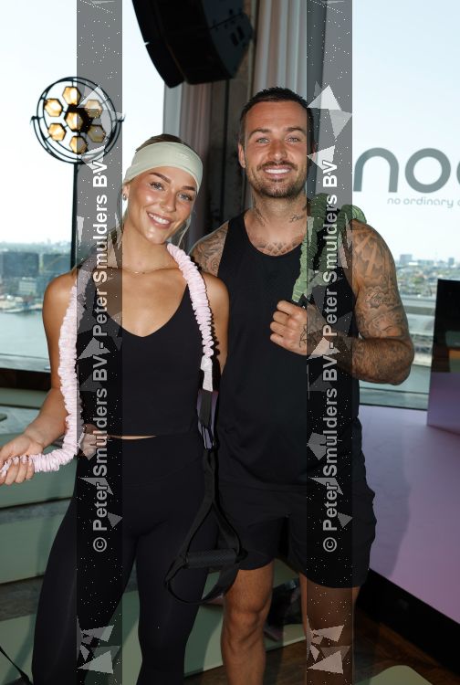 Amsterdam 26 mei 2026
Presentatie Marijn Kuipers / NOA in de Adam toren met aanwezig heel veel influencers. Marijn en partner Dave Roelvink