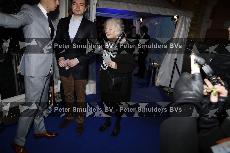 Amsterdam 9 maart 2018 
Boekenbal 2018 in de schouwburg van Amsterdam. Marjan Berk met kleinzoon