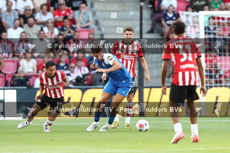 Eindhoven, 3 Augustus 2026
Johan Cruijffschaal wedstrijd
PSV-AZ Eindstand 0-4
