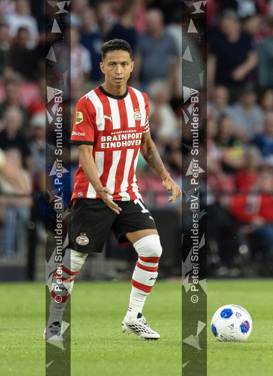 Eindhoven, 8 Augustus 2026
Kompetitie Seizoen 2026/2027
PSV-Fortuna SC, eindstand 2-2
Mauro Junior
Foto Carlo van Hout