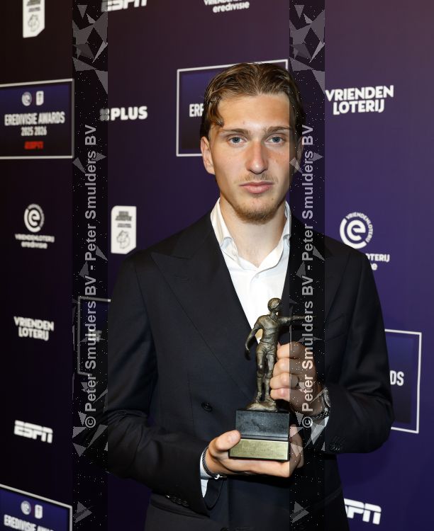 Maarssen 25 mei 2026
Voetballer van het jaar gala in de Fabrique in Maarssen . ESPN organiseert het . Mika Godts kwam met zijn vrouw Haifa 