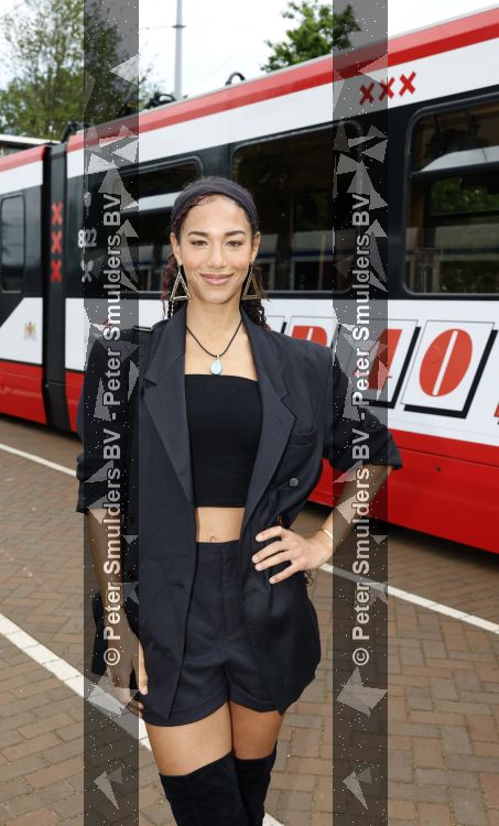 Amsterdam 27 mei 2026
3e deel van de boekenreeks 60 jaar Top 40 wordt feestelijk gelanceerd door bestickerde Top 40-tram met Erik de Zwart als trambestuurder. Natalie La Rose Erik de Zwart, Godfried Nevels en Jeroen Nieuwenhuize  zijn aanwezig 