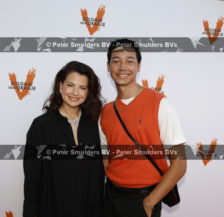 Leiden 11 juli 2026
De laatste voorstelling de soldaat van Oranje in de Hangar. Nyncke Beekhuyzen en Dave Rijnders