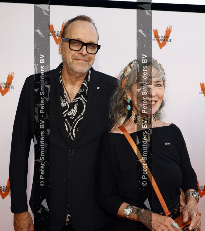 Leiden 11 juli 2026
De laatste voorstelling de soldaat van Oranje in de Hangar. Patricia Steur met partner