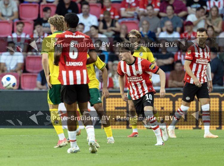 Eindhoven, 8 Augustus 2026
Kompetitie Seizoen 2026/2027
PSV-Fortuna SC, eindstand 2-2
Paul Wanner
Foto Carlo van Hout