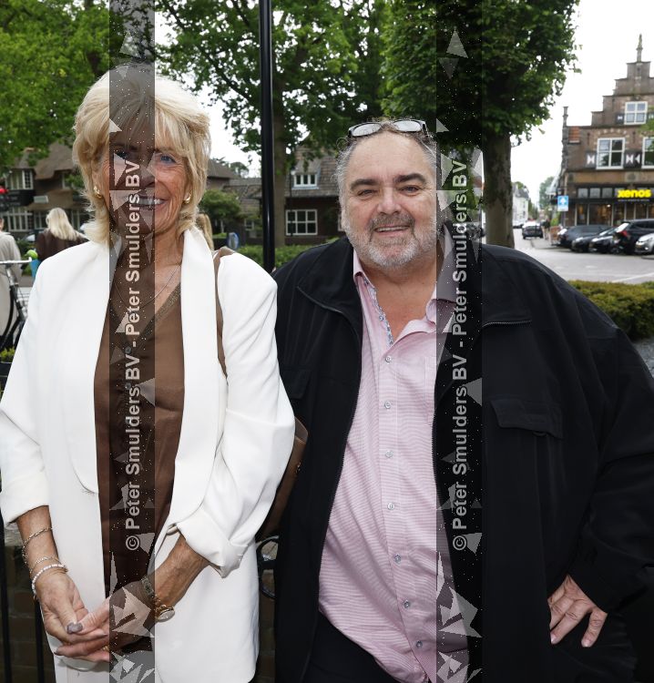 Laren 13 mei 2026
Imca Marina viert haar 85e verjaardag bij het bonte Paard in Laren . Peter Beense kwam met zijn vrouw 
