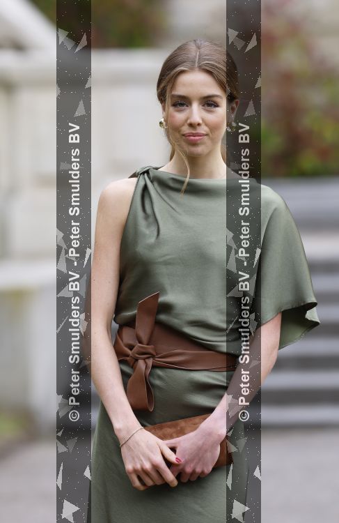 Den Haag 21 mei 2026
Fotouurtje met de koninklijke familie in de Hollandse tuin van Park Clingendael . Aanwezig Koning Willem Alexander Koningin Maxima Prinses Amalia Prinses Alexia en Prinses Ariane . 