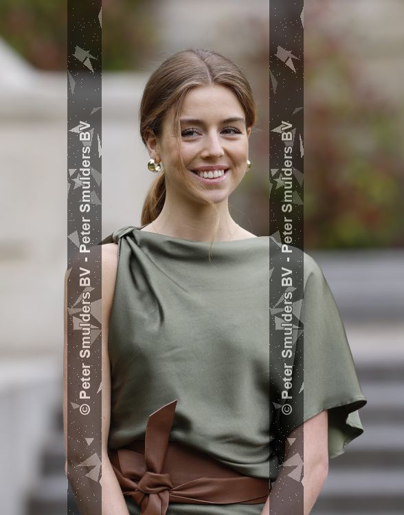 Den Haag 21 mei 2026
Fotouurtje met de koninklijke familie in de Hollandse tuin van Park Clingendael . Aanwezig Koning Willem Alexander Koningin Maxima Prinses Amalia Prinses Alexia en Prinses Ariane . 