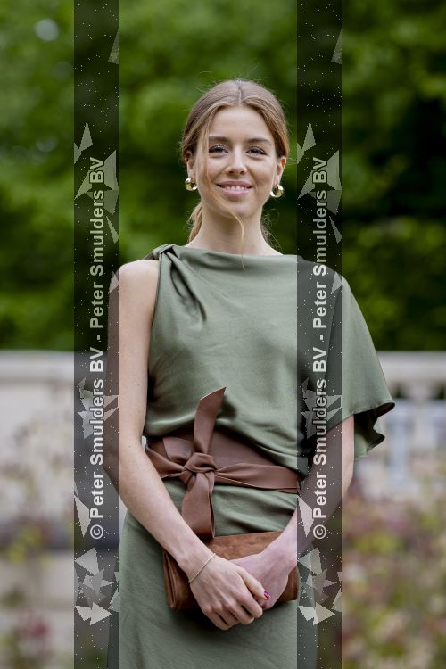 Den Haag 21 mei 2026
Fotouurtje met de koninklijke familie in de Hollandse tuin van Park Clingendael . Aanwezig Koning Willem Alexander Koningin Maxima Prinses Amalia Prinses Alexia en Prinses Ariane . 