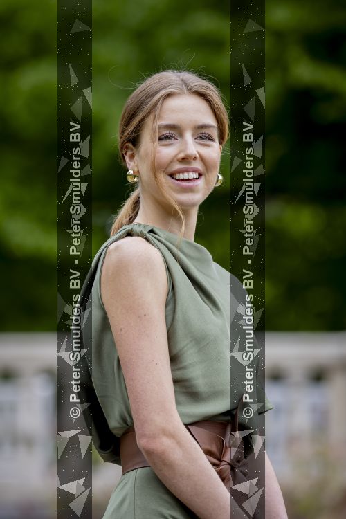 Den Haag 21 mei 2026
Fotouurtje met de koninklijke familie in de Hollandse tuin van Park Clingendael . Aanwezig Koning Willem Alexander Koningin Maxima Prinses Amalia Prinses Alexia en Prinses Ariane . 