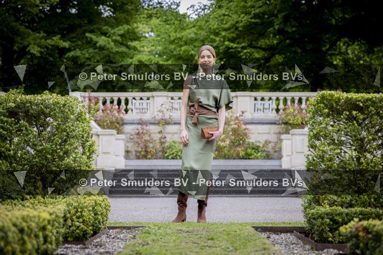 Den Haag 21 mei 2026
Fotouurtje met de koninklijke familie in de Hollandse tuin van Park Clingendael . Aanwezig Koning Willem Alexander Koningin Maxima Prinses Amalia Prinses Alexia en Prinses Ariane . 