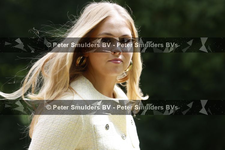 Den Haag 21 mei 2026
Fotouurtje met de koninklijke familie in de Hollandse tuin van Park Clingendael . Aanwezig Koning Willem Alexander Koningin Maxima Prinses Amalia Prinses Alexia en Prinses Ariane . 