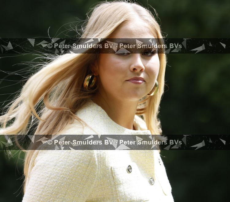 Den Haag 21 mei 2026
Fotouurtje met de koninklijke familie in de Hollandse tuin van Park Clingendael . Aanwezig Koning Willem Alexander Koningin Maxima Prinses Amalia Prinses Alexia en Prinses Ariane . 