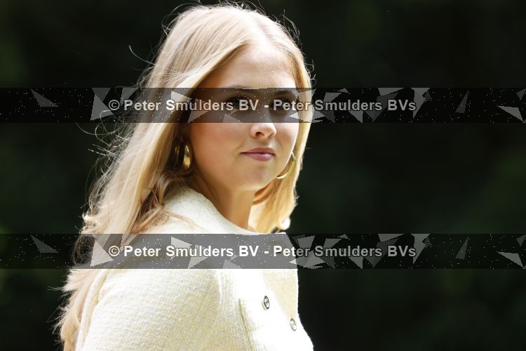 Den Haag 21 mei 2026
Fotouurtje met de koninklijke familie in de Hollandse tuin van Park Clingendael . Aanwezig Koning Willem Alexander Koningin Maxima Prinses Amalia Prinses Alexia en Prinses Ariane . 