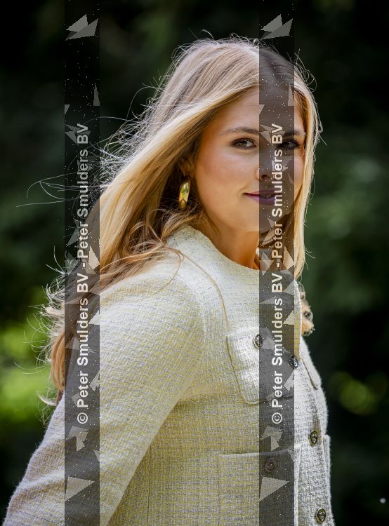 Den Haag 21 mei 2026
Fotouurtje met de koninklijke familie in de Hollandse tuin van Park Clingendael . Aanwezig Koning Willem Alexander Koningin Maxima Prinses Amalia Prinses Alexia en Prinses Ariane . 