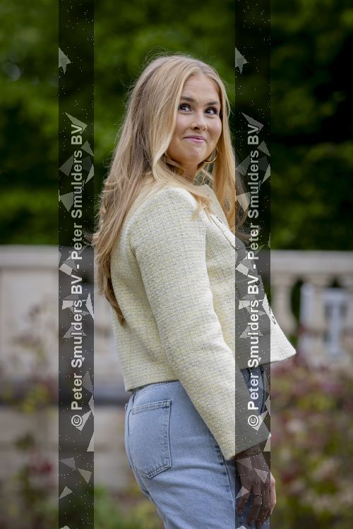 Den Haag 21 mei 2026
Fotouurtje met de koninklijke familie in de Hollandse tuin van Park Clingendael . Aanwezig Koning Willem Alexander Koningin Maxima Prinses Amalia Prinses Alexia en Prinses Ariane . 