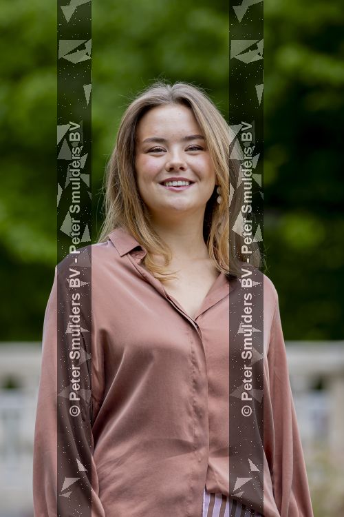 Den Haag 21 mei 2026
Fotouurtje met de koninklijke familie in de Hollandse tuin van Park Clingendael . Aanwezig Koning Willem Alexander Koningin Maxima Prinses Amalia Prinses Alexia en Prinses Ariane . 