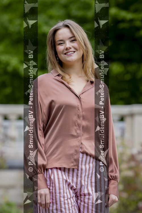 Den Haag 21 mei 2026
Fotouurtje met de koninklijke familie in de Hollandse tuin van Park Clingendael . Aanwezig Koning Willem Alexander Koningin Maxima Prinses Amalia Prinses Alexia en Prinses Ariane . 