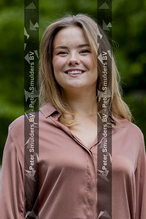 Den Haag 21 mei 2026
Fotouurtje met de koninklijke familie in de Hollandse tuin van Park Clingendael . Aanwezig Koning Willem Alexander Koningin Maxima Prinses Amalia Prinses Alexia en Prinses Ariane . 
