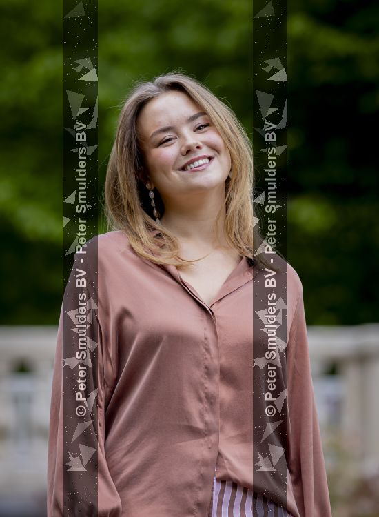Den Haag 21 mei 2026
Fotouurtje met de koninklijke familie in de Hollandse tuin van Park Clingendael . Aanwezig Koning Willem Alexander Koningin Maxima Prinses Amalia Prinses Alexia en Prinses Ariane . 