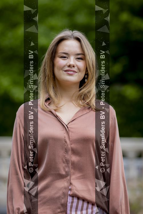 Den Haag 21 mei 2026
Fotouurtje met de koninklijke familie in de Hollandse tuin van Park Clingendael . Aanwezig Koning Willem Alexander Koningin Maxima Prinses Amalia Prinses Alexia en Prinses Ariane . 