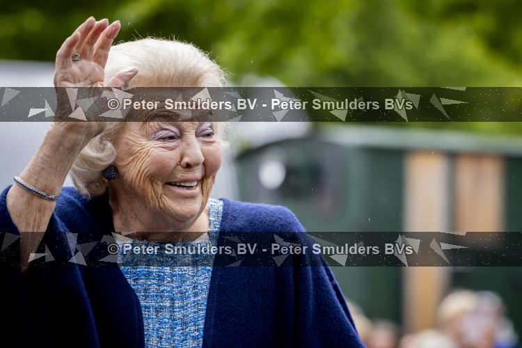 NOORDWOLDE - 20 mei 2026
Prinses Beatrix bezoekt Nationaal Vlechtmuseum ter gelegenheid van het 25 jarig jubileum, 20 Mei 2026. Tijdens het bezoekt onthult de prinses de originele wieg wij zij als baby in heeft gelegen. 