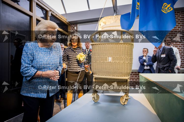 NOORDWOLDE - 20 mei 2026
Prinses Beatrix bezoekt Nationaal Vlechtmuseum ter gelegenheid van het 25 jarig jubileum, 20 Mei 2026. Tijdens het bezoekt onthult de prinses de originele wieg wij zij als baby in heeft gelegen. 