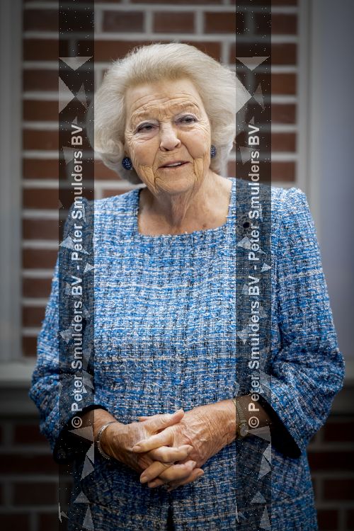 NOORDWOLDE - 20 mei 2026
Prinses Beatrix bezoekt Nationaal Vlechtmuseum ter gelegenheid van het 25 jarig jubileum, 20 Mei 2026. Tijdens het bezoekt onthult de prinses de originele wieg wij zij als baby in heeft gelegen. 