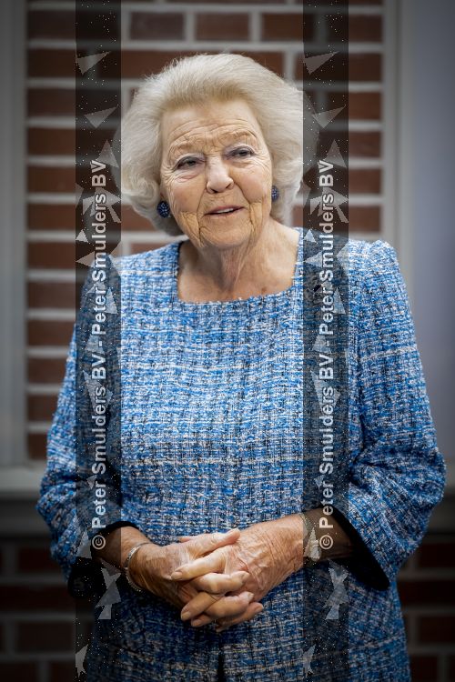 NOORDWOLDE - 20 mei 2026
Prinses Beatrix bezoekt Nationaal Vlechtmuseum ter gelegenheid van het 25 jarig jubileum, 20 Mei 2026. Tijdens het bezoekt onthult de prinses de originele wieg wij zij als baby in heeft gelegen. 
