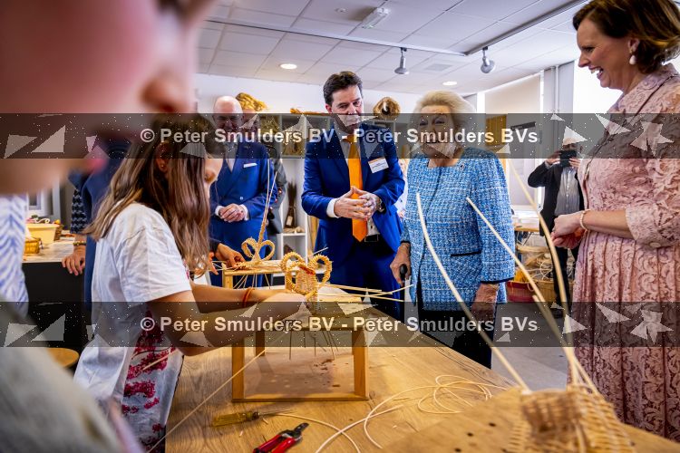 NOORDWOLDE - 20 mei 2026
Prinses Beatrix bezoekt Nationaal Vlechtmuseum ter gelegenheid van het 25 jarig jubileum, 20 Mei 2026. Tijdens het bezoekt onthult de prinses de originele wieg wij zij als baby in heeft gelegen. 