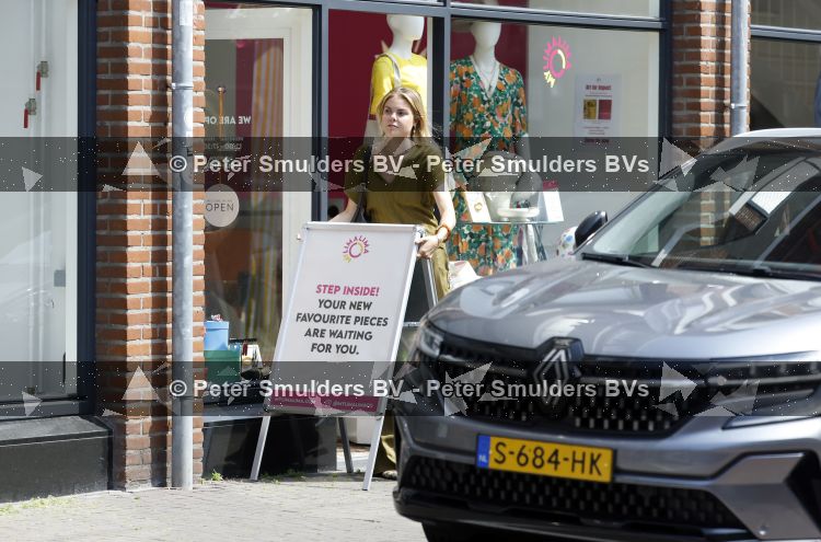Den Haag 27 mei 2026
Prinses Eloise aan het werk in haar winkel Mylimalima in Den haag 