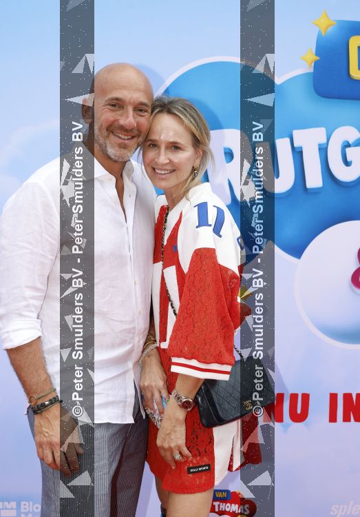 Amsterdam 31 mei 2026
Premiere Rutger Thomas en Paco 2 in Pathe Arena . Ralph de Vries en Carlijn de Vries 