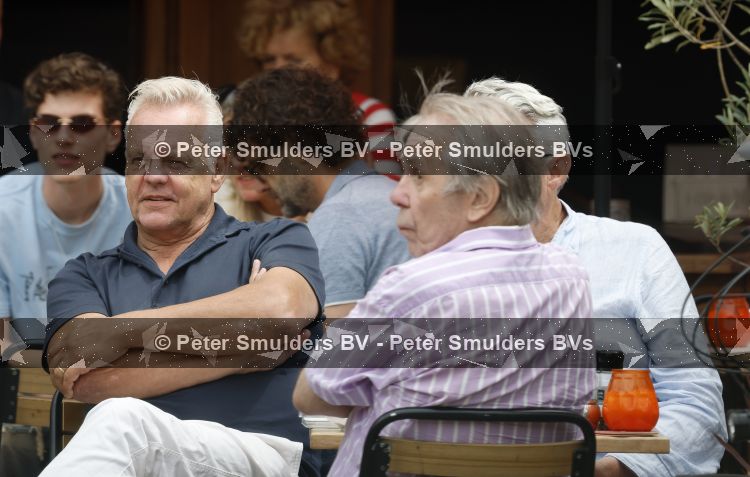 Amsterdam 3 juli 2026
Maarten Spanjer en Rijk de Gooyer jr op terras in Amsterdam zuid.