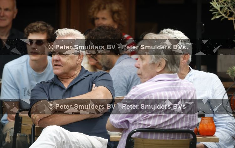 Amsterdam 3 juli 2026
Maarten Spanjer en Rijk de Gooyer jr op terras in Amsterdam zuid.