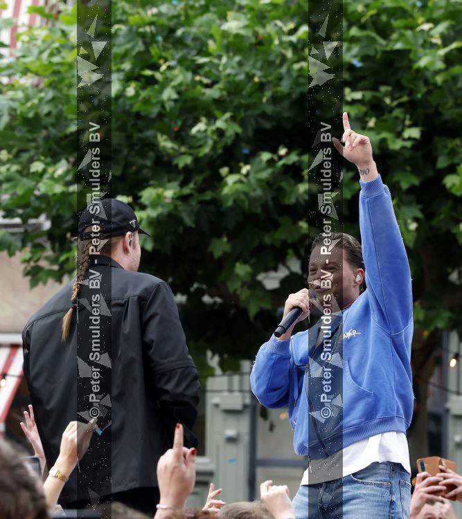 Zwolle 8 juli 2026
Muziekfeest op het Plein. Robert v Hemert en Maradonnie