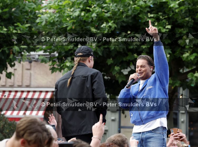 Zwolle 8 juli 2026
Muziekfeest op het Plein. Robert v Hemert en Maradonnie