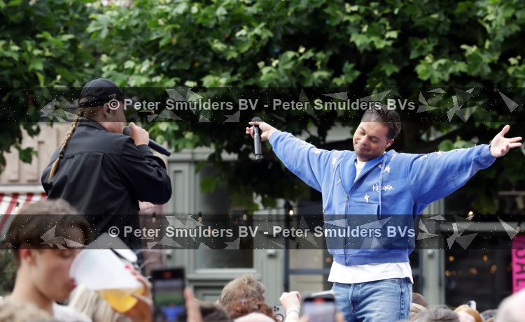 Zwolle 8 juli 2026
Muziekfeest op het Plein. Robert v Hemert en Maradonnie