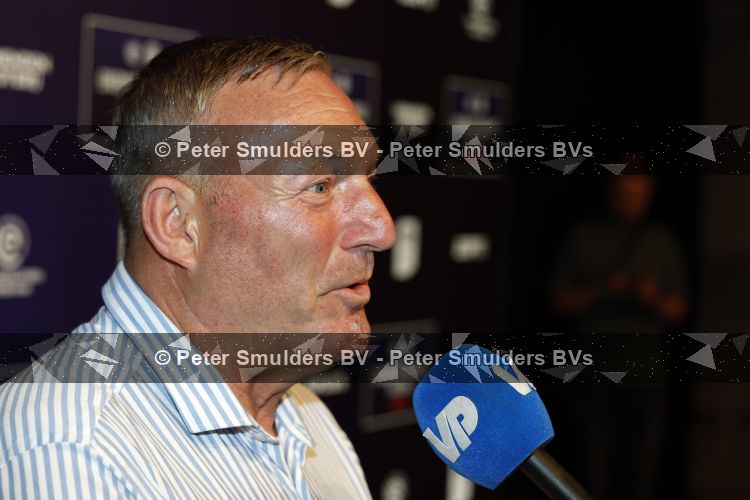 Maarssen 25 mei 2026
Voetballer van het jaar gala in de Fabrique in Maarssen . ESPN organiseert het . Ron jans kwam met zijn vrouw 