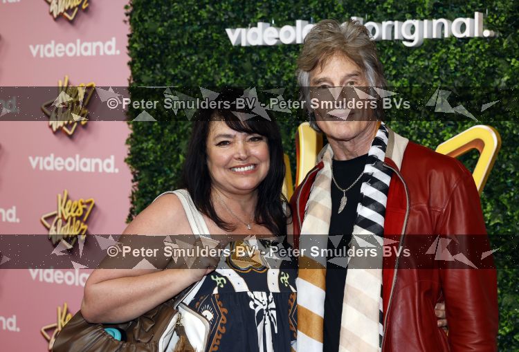 Amsterdam 18 mei 2026
Premiere Kees Flodder .  Ronn Moss kwam met zijn vrouw 