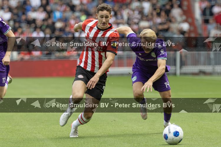Eindhoven, 23 augustus 2026
Vriendenloterij Eredivisie
PSV - FC Groningen eindstand 5-1
Ruben v Bommel

Foto Carlo van Hout