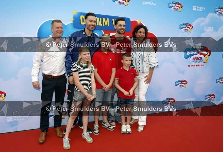 Amsterdam 31 mei 2026
Premiere Rutger Thomas en Paco 2 in Pathe Arena . Rutger Vink Thomas v Grinsven en familie 