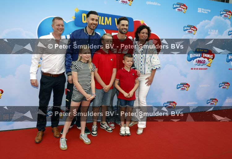 Amsterdam 31 mei 2026
Premiere Rutger Thomas en Paco 2 in Pathe Arena . Rutger Vink Thomas v Grinsven en familie 