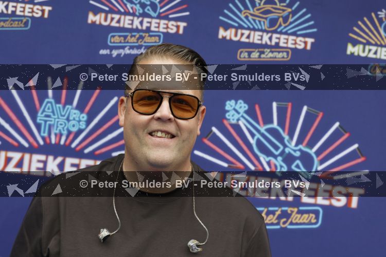 Zwolle 8 juli 2026
Muziekfeest op het Plein. Rutger v Barneveld kwam metb zijn vrouw 