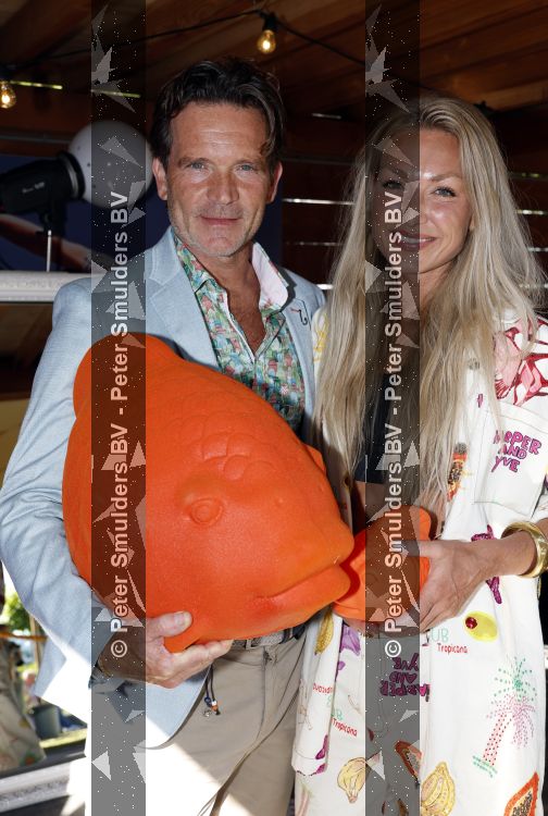 Lijnden 1 juli 2026
Feestje van een fish named Fred die geld ophalen voor make a wish. Sander Janson met vriendin