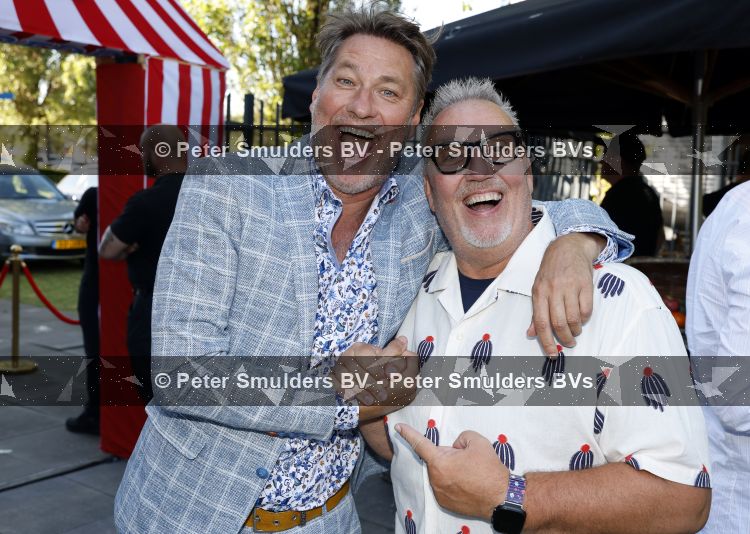 Lijnden 1 juli 2026
Feestje van een fish named Fred die geld ophalen voor make a wish. Sander de Kramer en Robert Schalker