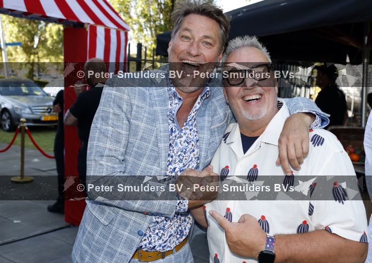 Lijnden 1 juli 2026
Feestje van een fish named Fred die geld ophalen voor make a wish. Sander de Kramer en Robert Schalker